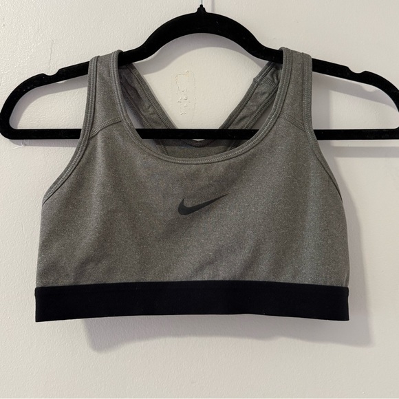 Nike Pro Swoosh Classic Sports Bra - Picture 2 of 4